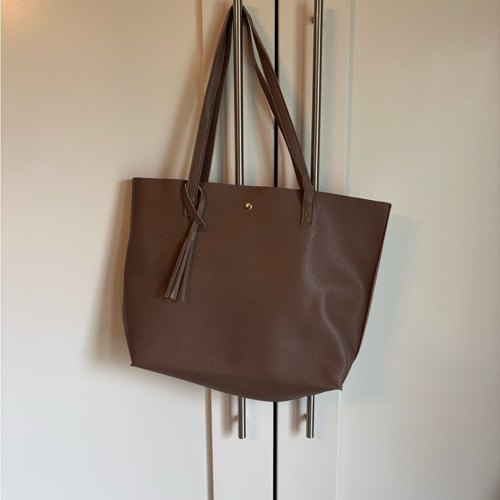 Amazon Brown Tote Bag with Minimalist Design